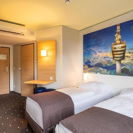 B&B Hotel Stuttgart-Airport/Messe Exterior foto