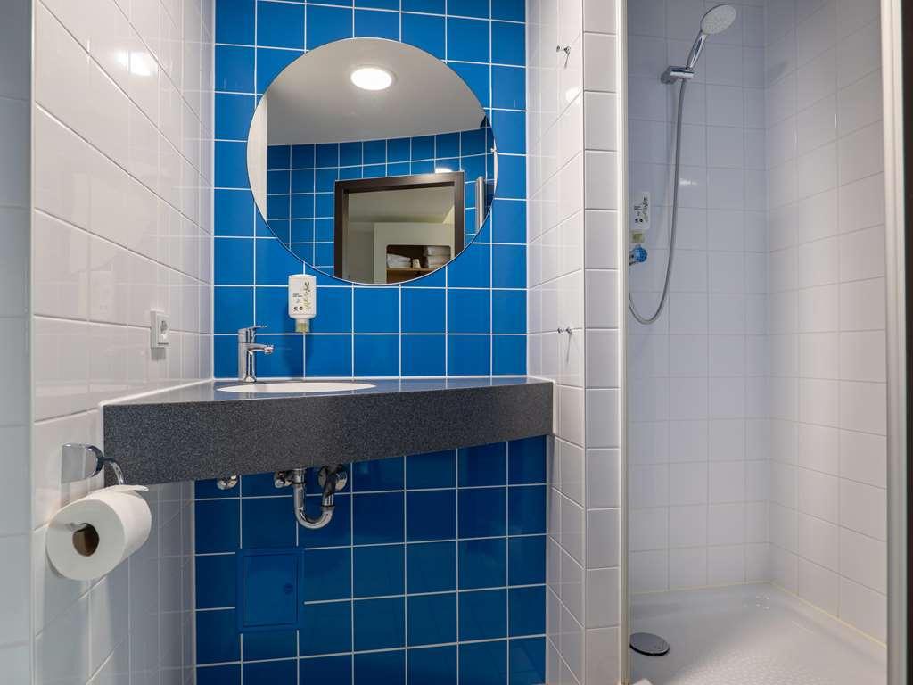 B&B Hotel Stuttgart-Airport/Messe Habitación foto